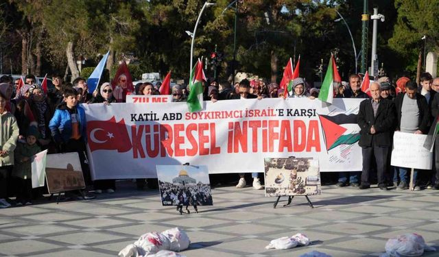 Burdur’da İsrail’in Gazze saldırıları protesto edildi