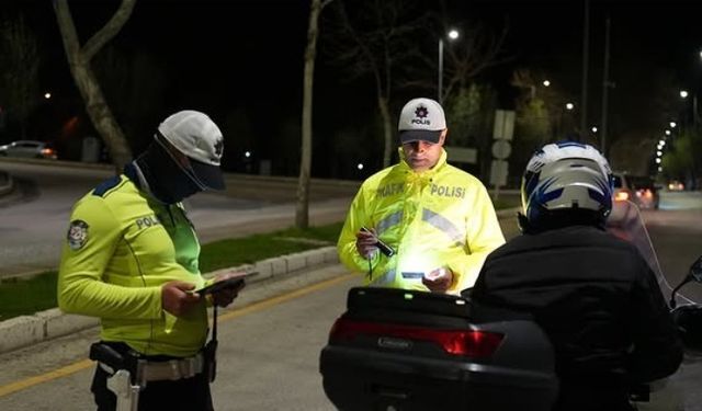 Isparta’da Trafik ve Asayiş Uygulamasında 11 araca cezai işlem uygulandı