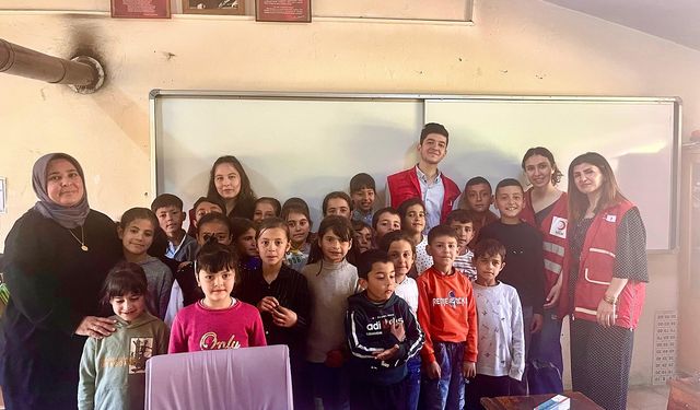 Afşin Genç Kızılay’dan Öğrencilere Ağız ve Diş Sağlığı Eğitimi