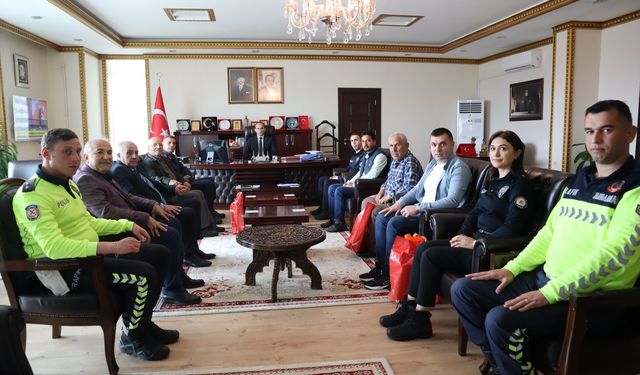 Afşin’de Örnek Davranış Gösteren Sürücüler Ödüllendirildi