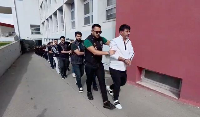 Adana merkezli yasa dışı bahis operasyonu kapsamında 15 zanlı tutuklandı