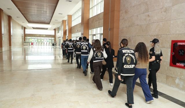 Antalya merkezli fuhuş operasyonunda yakalanan şüpheli tutuklandı