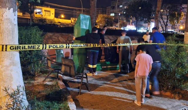 Mersin'de parkta bir kişi ölü bulundu