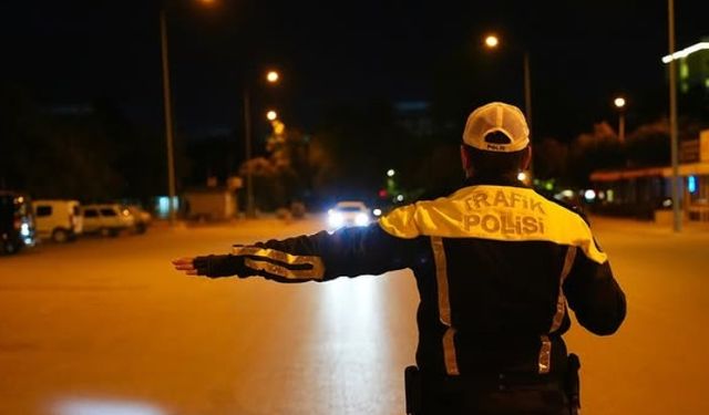 Isparta’da 24 saatte 4 kişi gözaltına alındı, 26 araç trafikten men  edildi