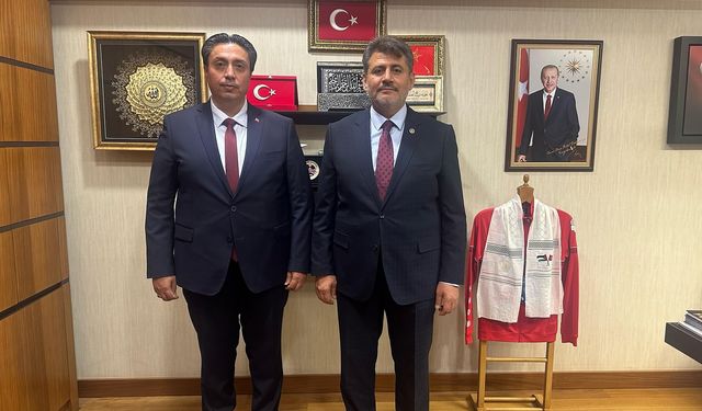 AK Parti Elbistan İlçe Başkanı Arslan, Milletvekili Debgici'yi Ziyaret Etti