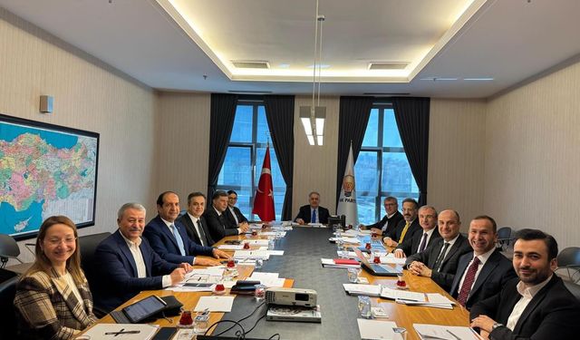 AK Parti Genel Merkez'de Toplantı Gerçekleştirildi