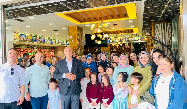 Karaoğlan Koleji’nden Anneler Günü’ne Özel Anlamlı Etkinlik
