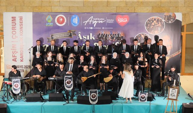 Mahzuni Şerif, Kardeş Şehir Çorum’da Vefa Konseriyle Anıldı