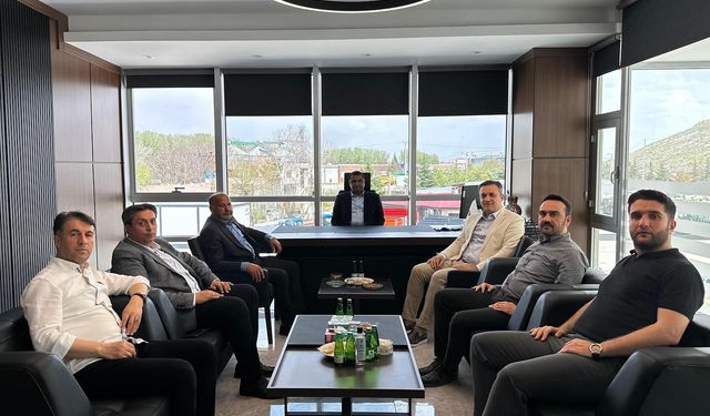 Milletvekili Kurt, Elbistan'da Doğa Sporları Derneği ve Yeni İşletme Ziyaretlerinde Bulundu