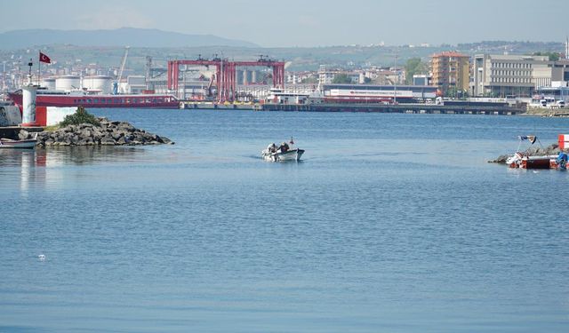 Tekirdağlı balıkçılar istavrit umuduyla denize açıldı
