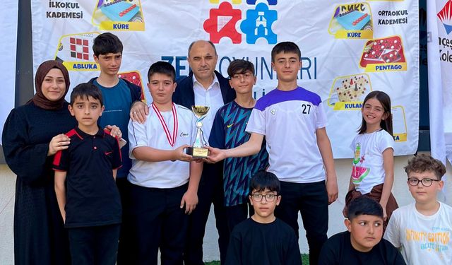 TOKİ Eshab-ı Kehf Ortaokulu Takımı’ndan İl Üçüncülüğü