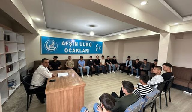 Ülkü Ocakları’nda Seminerler Sürüyor