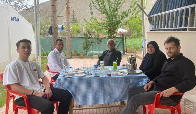 Ülkü Ocakları’ndan Anneler Günü Ziyareti