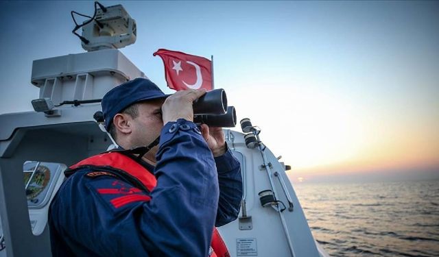 Yürüyüş yaparken mahsur kalanların yardımına Sahil Güvenlik koştu