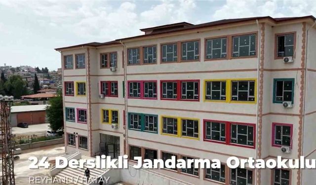 Reyhanlı’da inşa edilen Jandarma Ortaokulu’nun yapımında sona gelindi