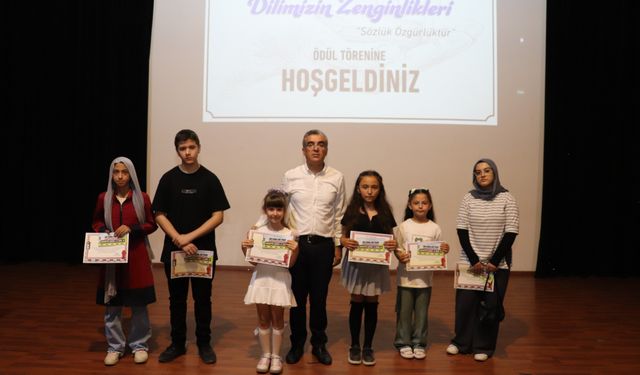 "Bir Kural Bir Ömür" Yarışmalarının Ödül Töreni Düzenlendi
