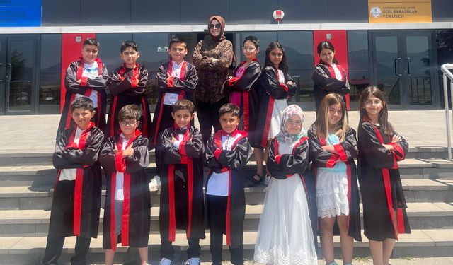 Karaoğlan Koleji 4. Sınıf Öğrencileri Mezuniyet Coşkusunu Doyasıya Yaşadı