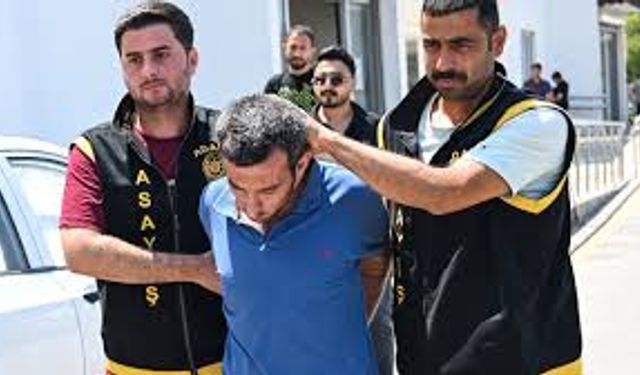 Adana'da annesini sopayla darbederek öldürdüğü öne sürülen zanlı tutuklandı