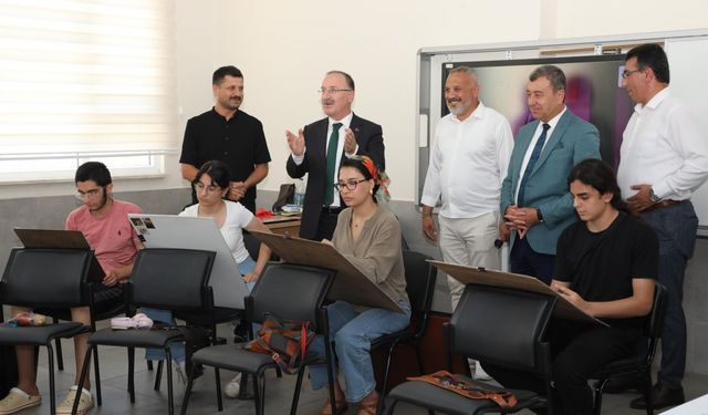 İl Milli Eğitim Müdürü Eriş, Kumluca'daki okullarda incelemede bulundu