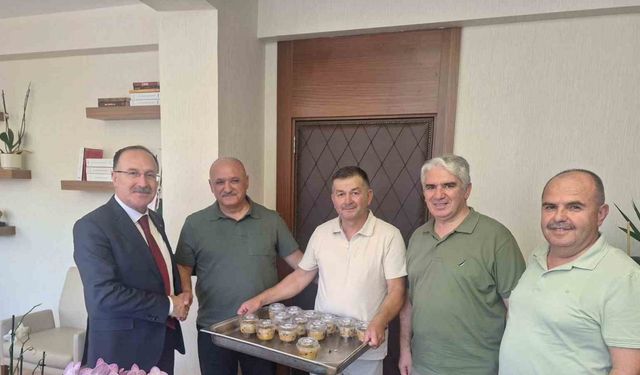 Antalya’da eğitimciler aşure geleneğinde buluştu