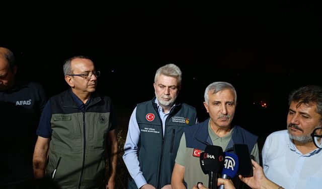 Vali Ünlüer: "Orman Yangınını Kısa Sürede Kontrol Altına Almak İçin Elimizden Geleni Yapıyoruz"