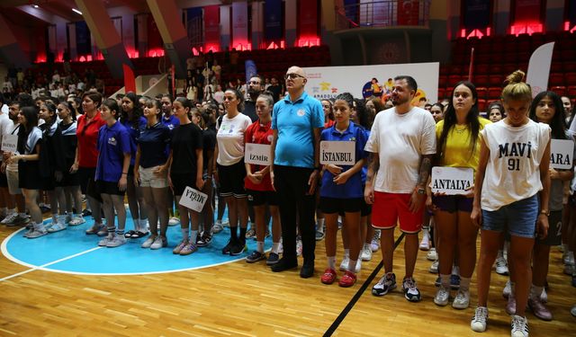 Anadolu Yıldızlar Ligi Basketbol Türkiye Şampiyonası Adana'da başladı