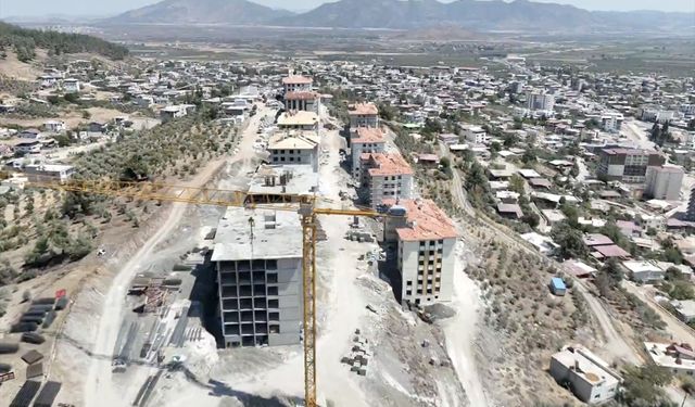 Hatay Hassa'da 622 afet konutunun yapımı devam ediyor