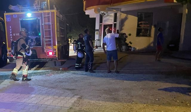 Hatay'da otelde çıkan yangında 11 kişi dumandan etkilendi