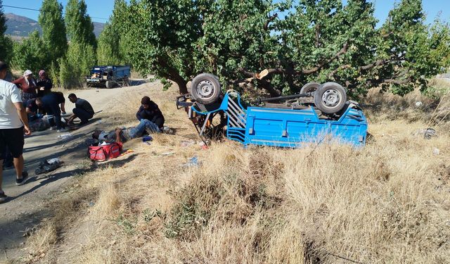 Isparta'da trafik kazasında 2 kişi yaralandı