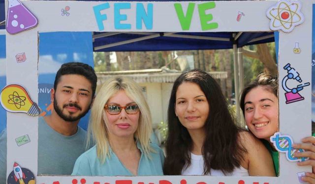 Akdeniz Üniversitesi ailesine 9 bin yeni öğrenci katıldı