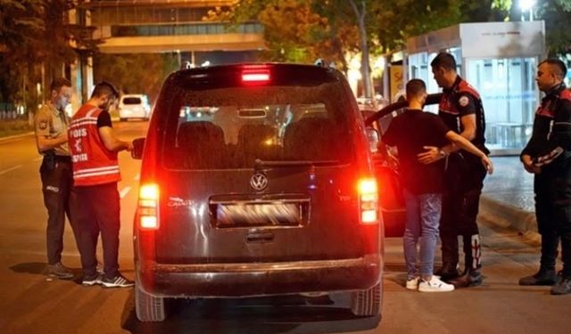 Isparta’da gece denetimi 345 şahıs ve 41 araç sorgulandı