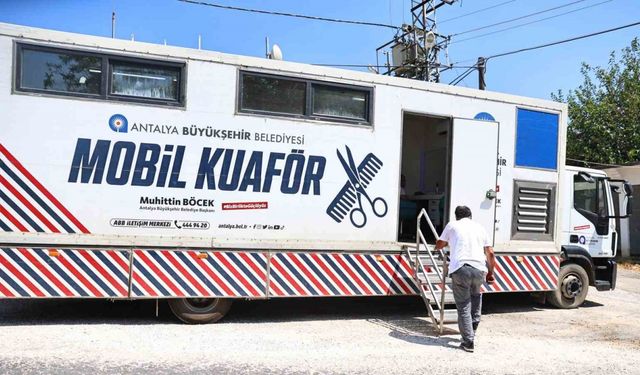 Mobil kuaför tırı Antalya’nın yaylalarında