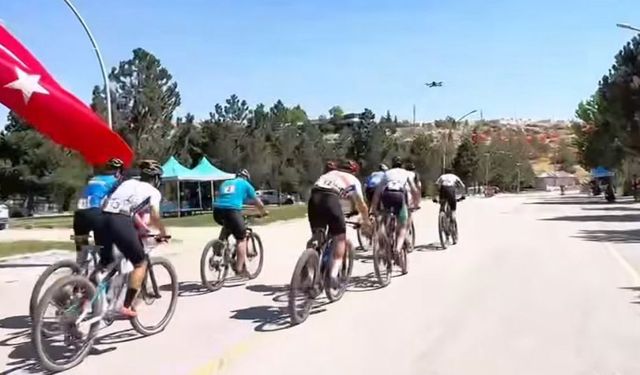 Elbistan MTB CUP Bisiklet Yarışı Coşkuyla Devam Ediyor