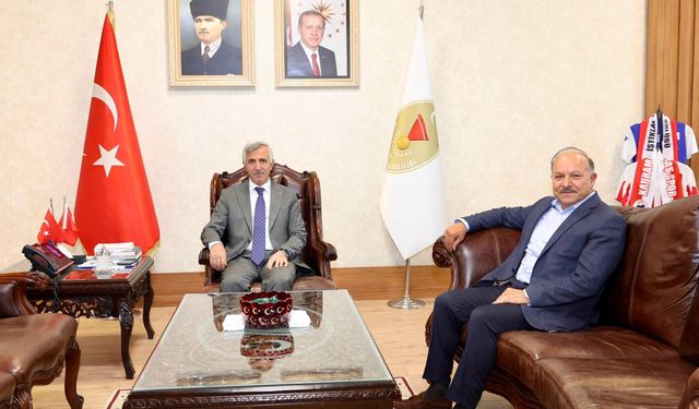 Vali Ünlüer, Prof. Dr. Muhittin Şimşek’i Makamında Ağırladı