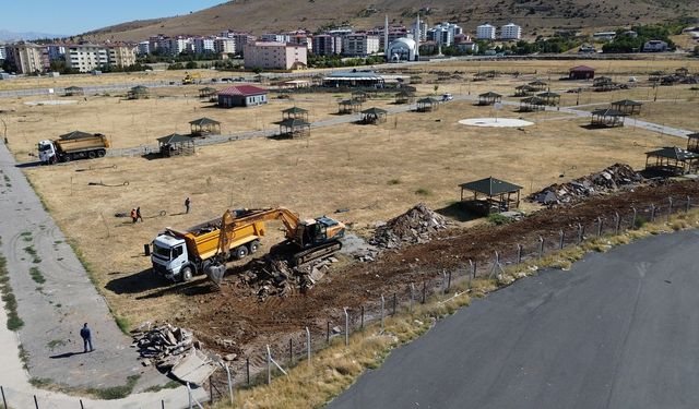 Afşin Millet Bahçesi Yenileniyor