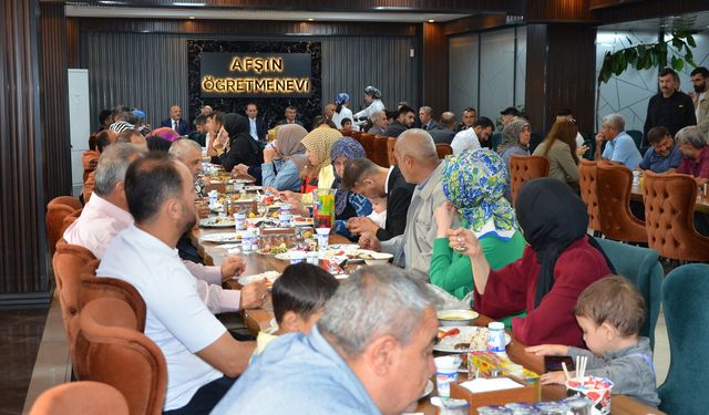 Afşin’de Gazilerin Onuruna Yemek Programı Düzenlendi