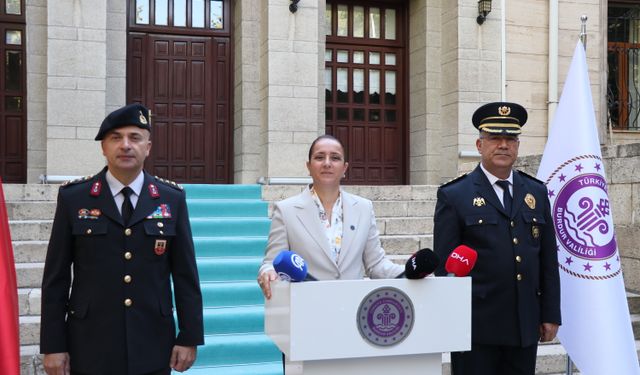 Burdur'da 'Güvenlik ve Asayiş Bilgilendirme Toplantısı' yapıldı