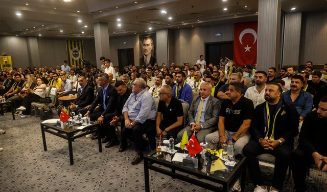 Fenerbahçe Kulübü Başkan Adayı Sadettin Saran, Mersin'de konuştu