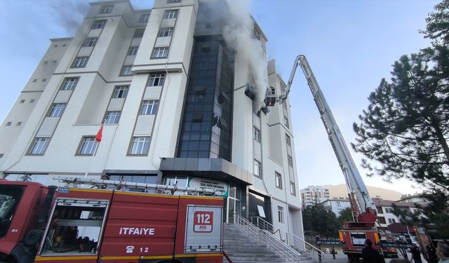Öğrenci Yurdunda Yangın Paniği: Binada Hasar Oluştu