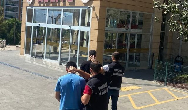 Kahramanmaraş'ta uyuşturucu operasyonunda yakalanan 2 zanlı tutuklandı