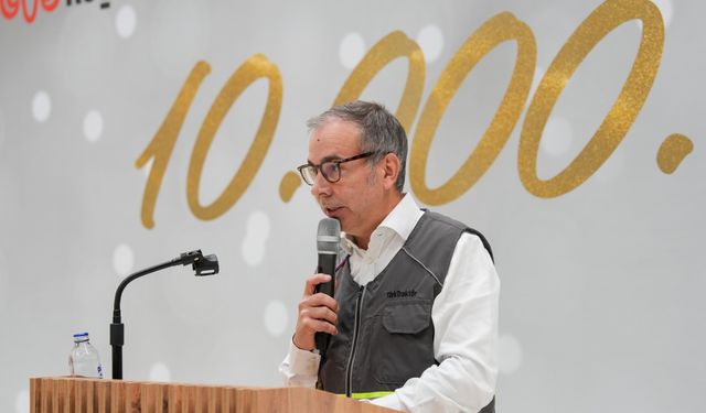 TürkTraktör 10 bininci kabini üretti