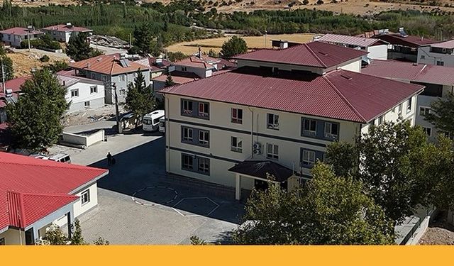 Bozlar İlkokulu - Ortaokulu Yeniden İnşa Edilerek Eğitime Açıldı
