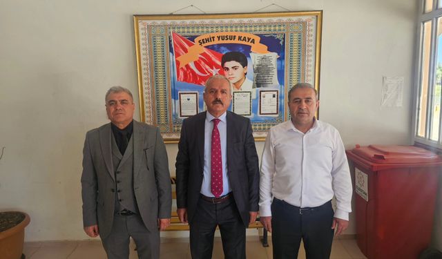 Gezer’den Akbayır Şehit Yusuf Kaya İlkokulu ve Ortaokuluna Ziyaret