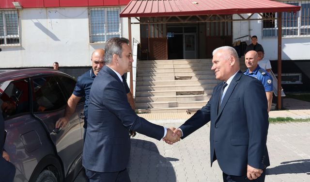 Milletvekili Kurt’tan Elbistan İlçe Emniyet Müdürlüğü’ne Ziyaret