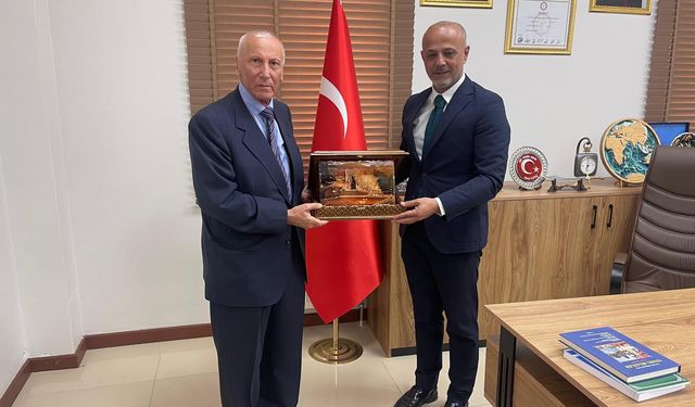 Prof. Dr. Kaya’dan Başkan Kıraç’a Ziyaret