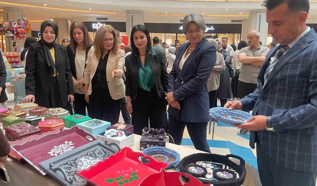 Tatlı keşifler projesi ile çocukların hayalleri sergiye dönüştü
