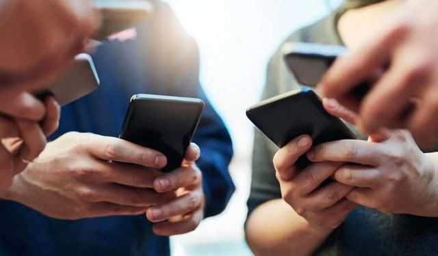 Cep telefonu alacaklara kötü haber!2026 için korkutan tahmin