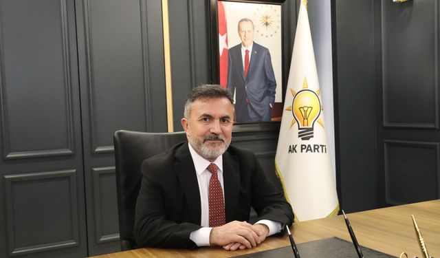 AK Parti Adana İl Başkanı Tamer Dağlı'dan Muhtarlar Günü mesajı