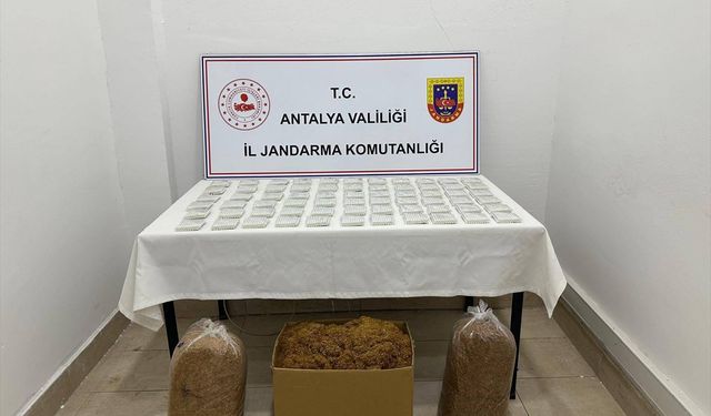 Antalya'da jandarmadan kaçak tütün operasyonu