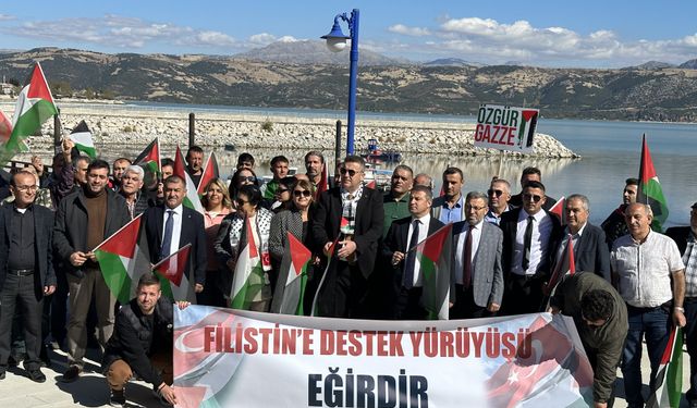 Eğirdir'de 'Filistin'e Destek Yürüyüşü' düzenlendi
